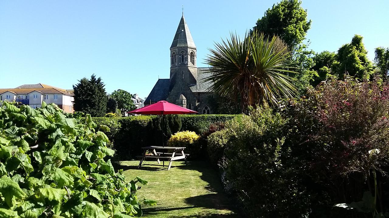 The Wycliffe Acomodação com café da manhã Folkestone Exterior foto